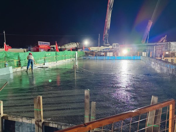 银河策略 杭州地铁乔司车辆段项目框架桥顺利封顶